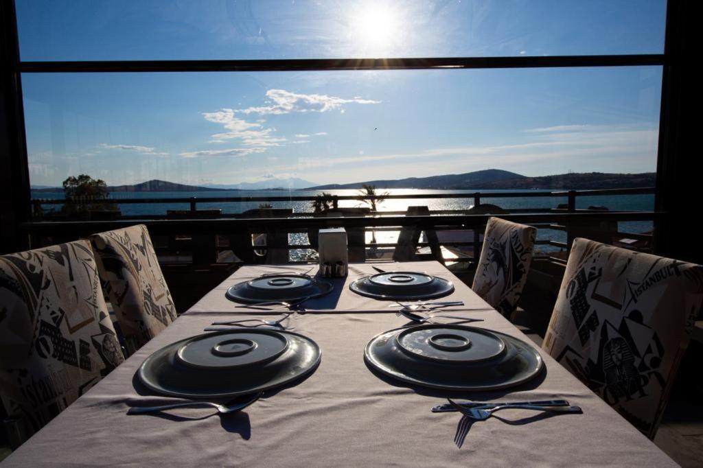 Carpe Diem Hotel Ayvalik Exterior photo