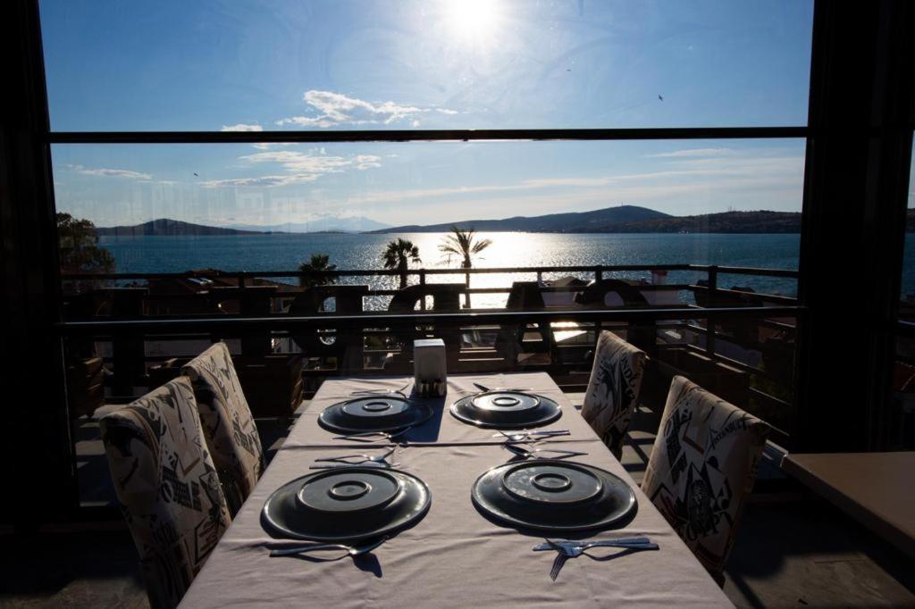 Carpe Diem Hotel Ayvalik Exterior photo